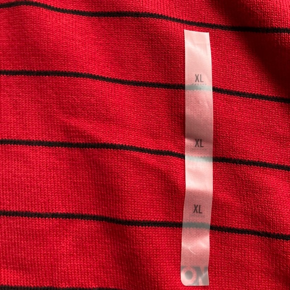NWT Men’s Size XL Old Navy Red and Blue Striped VNeck Sweater - Picture 5 of 16